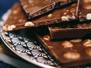 Domaća čokolada sa lešnicima