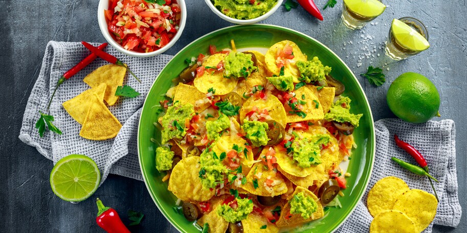 Naćosi sa ljutim papričicama i gvakamole sosom