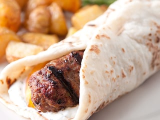 Tortilja sa ćevapom