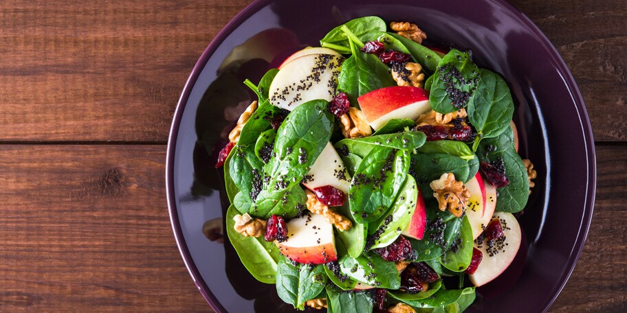 Salata sa makom i orasima