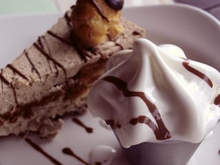 Čokoladna torta sa kokosom