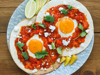 Tortilja sa jajetom i paradajzom