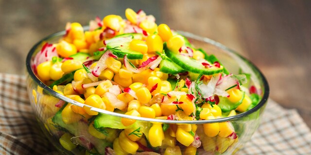 Žuta salata sa šećercom