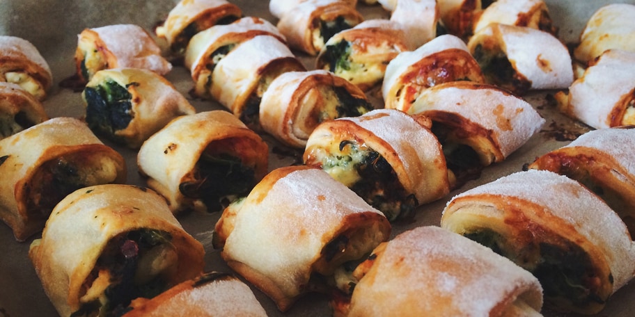 Rolnice punjene spanaćem, sirom i slaninom