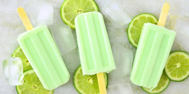 Zeleni sladoled na štapiću