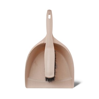 Djubrovnik sa cetkom Dasti