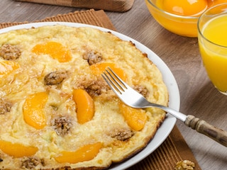 Slatki omlet sa breskvom