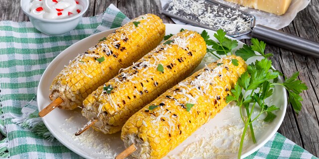 Kukuruz na roštilju  sa parmezanom