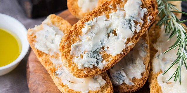 Italijanski tost sa gorgonzolom