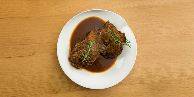 Sporo kuvani jagnjeći but